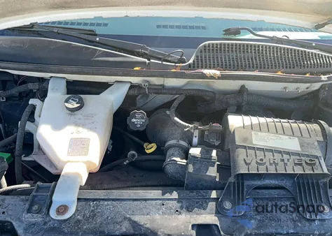 2017 Chev Express G2 White from USA, damaged, VIN 1GCWGAFF5H1261184